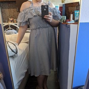 Off the shouler midi dress